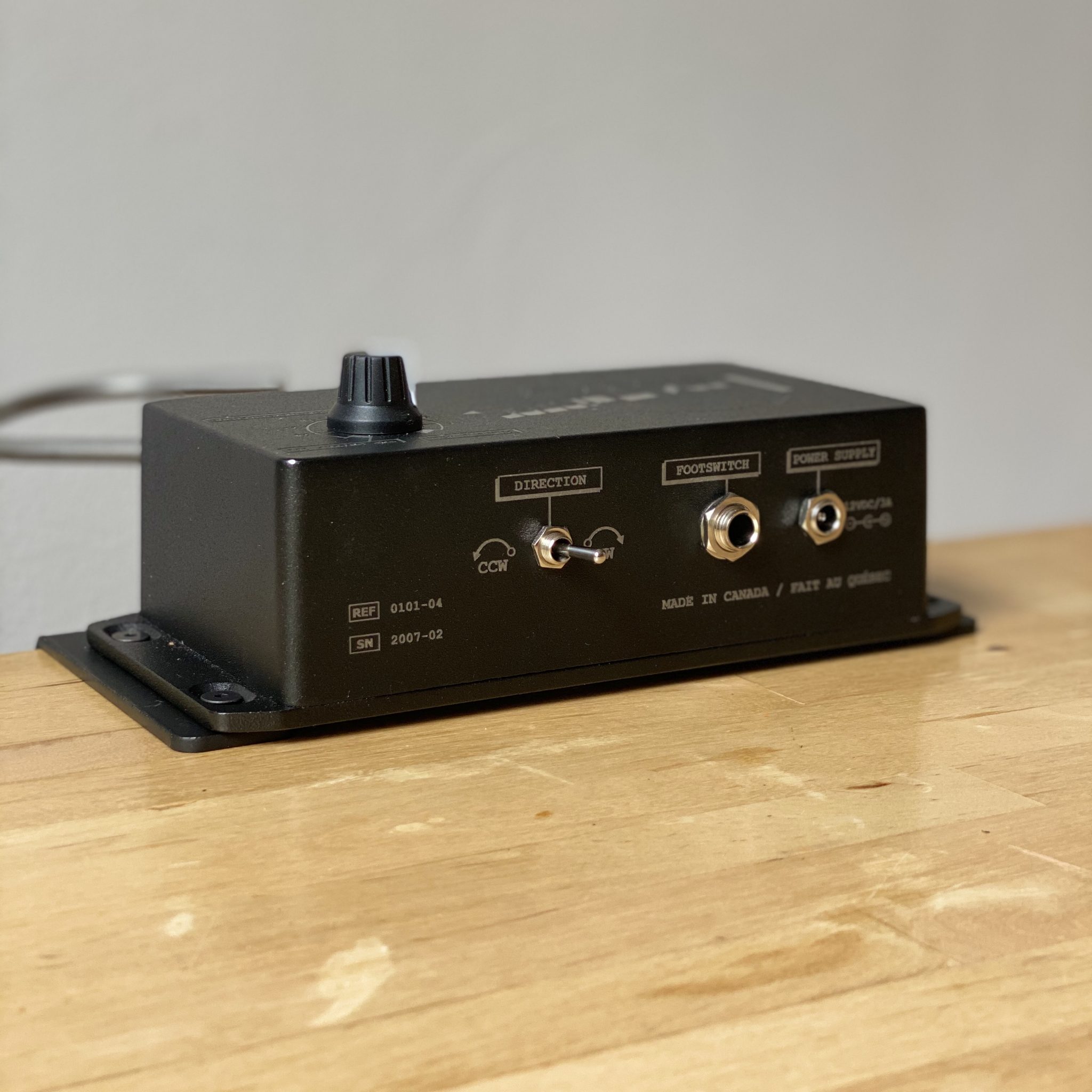 The HankTwister Electric Yarn Hank Twister by Romarin